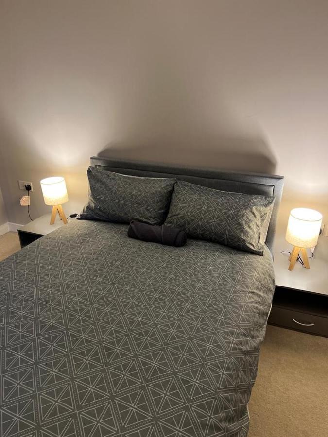 Ultra Modern Room Лондон Екстериор снимка